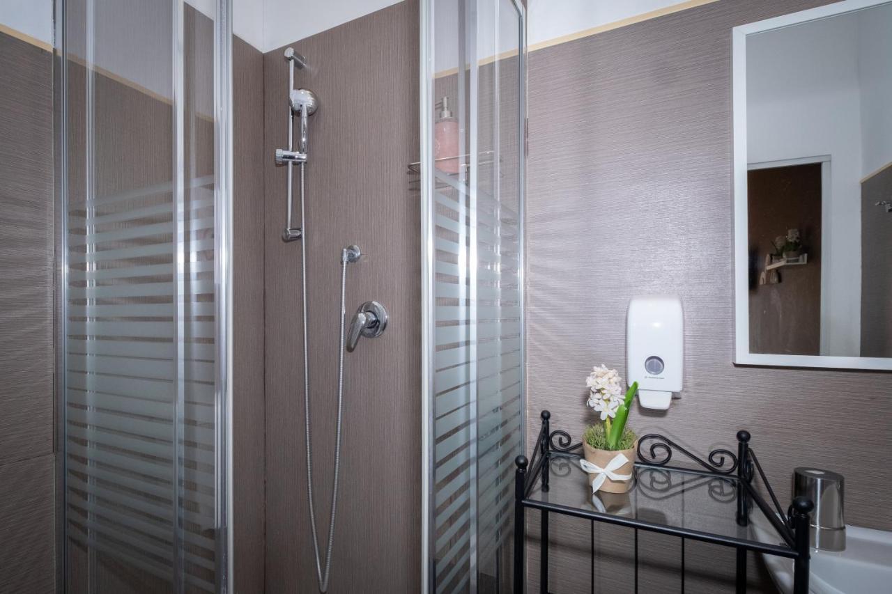 Cconforthotels R&B Semplici Emozioni Bari Exterior photo